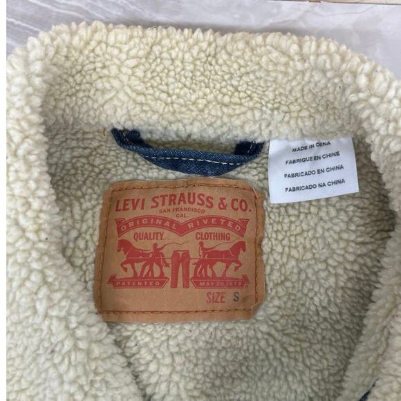 Levi Strauss Mens Retro Blue Denim Sherpa Lined Trucker Jacket Small Button Up - Picture 4 of 12